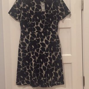 Short sleeve black dress